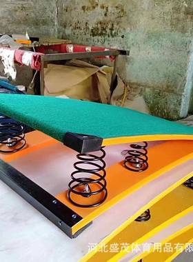 学校田体径体能型训练操S助跳板板山羊跳鞍马跳踏后空AFI翻弹簧踏
