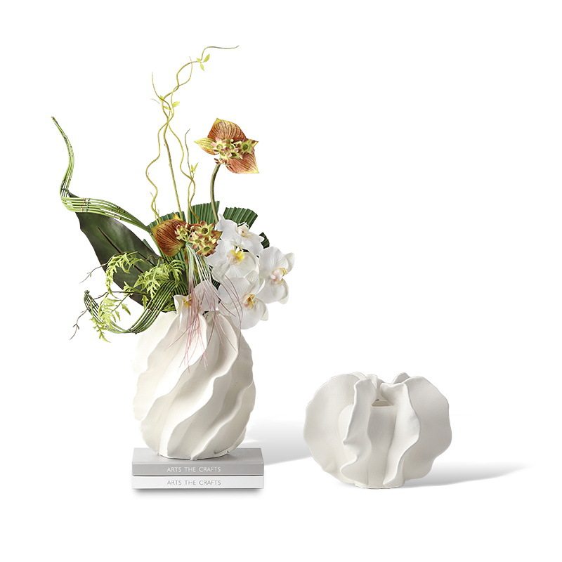 现代简约艺术品花瓣陶瓷花瓶插花样板间客厅茶几餐桌花艺高档摆件