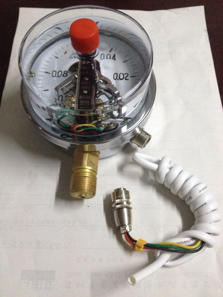 电接点耐震真空表雷尔达仪表YNXC100 -0.1-0MPA 30VA 东亚图片