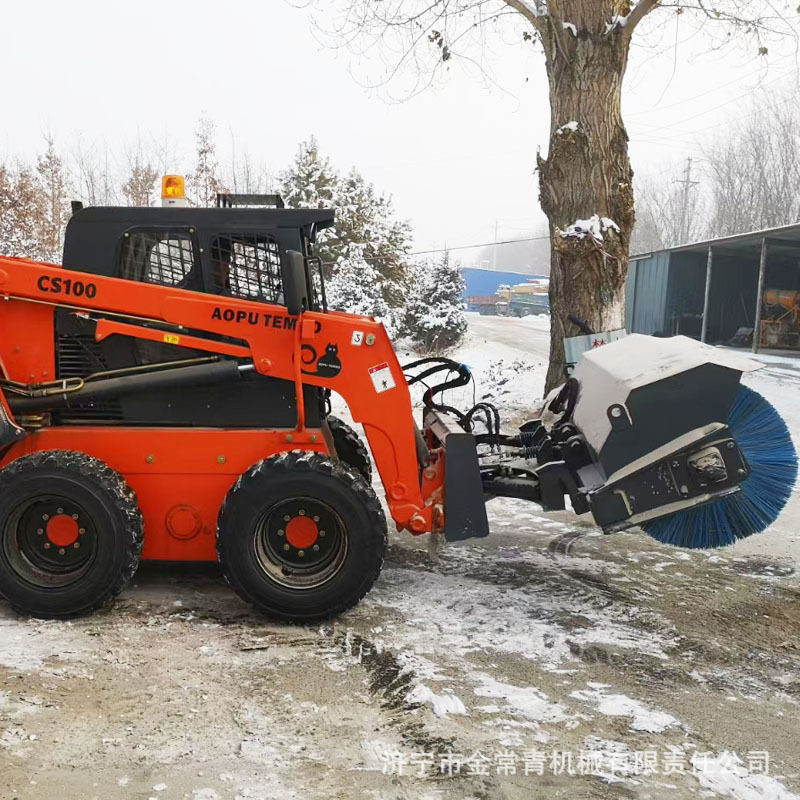 大型路面滚刷式扫雪机