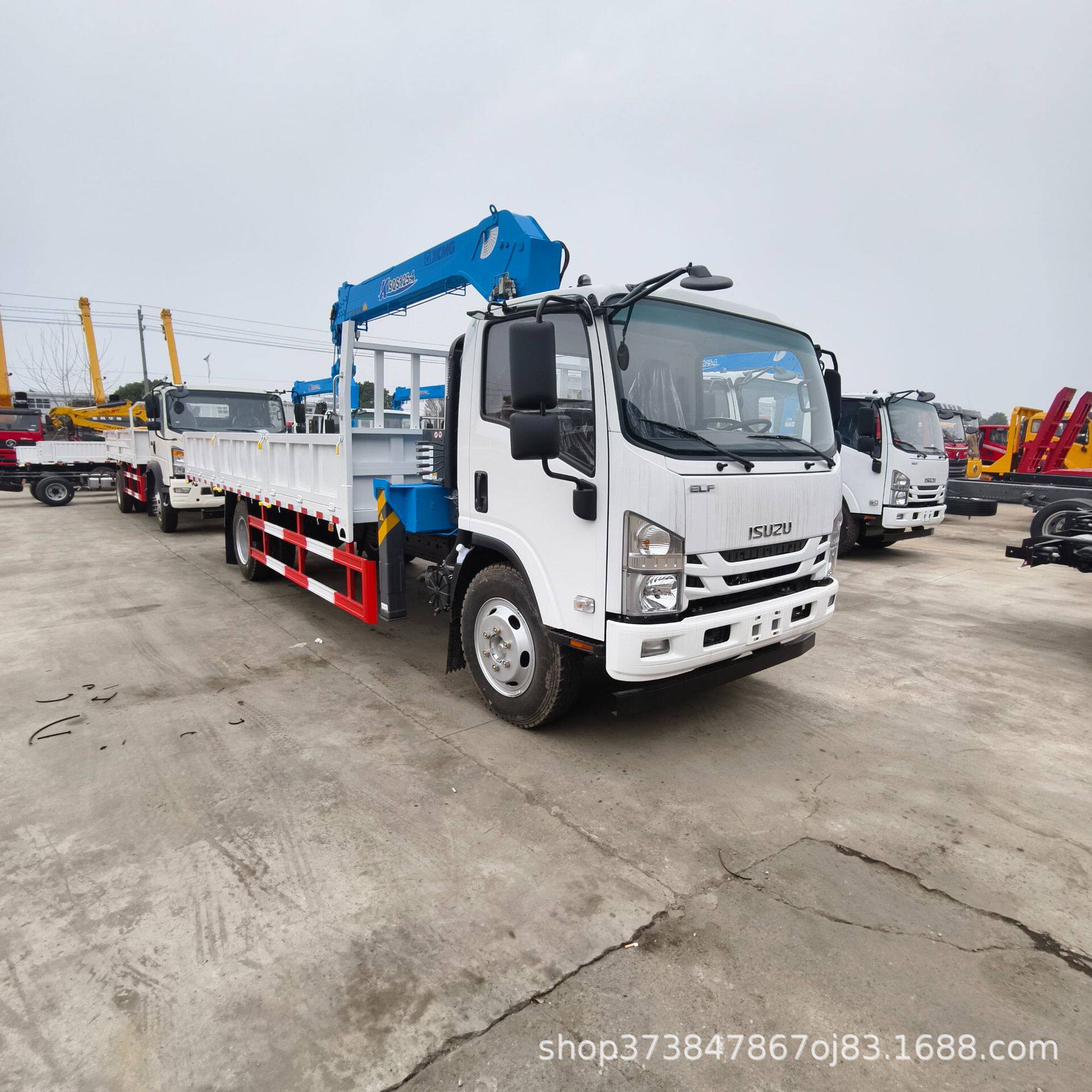随车起重运输车五十铃KV100左右舵ISUZU加厚花纹厢设备吊运