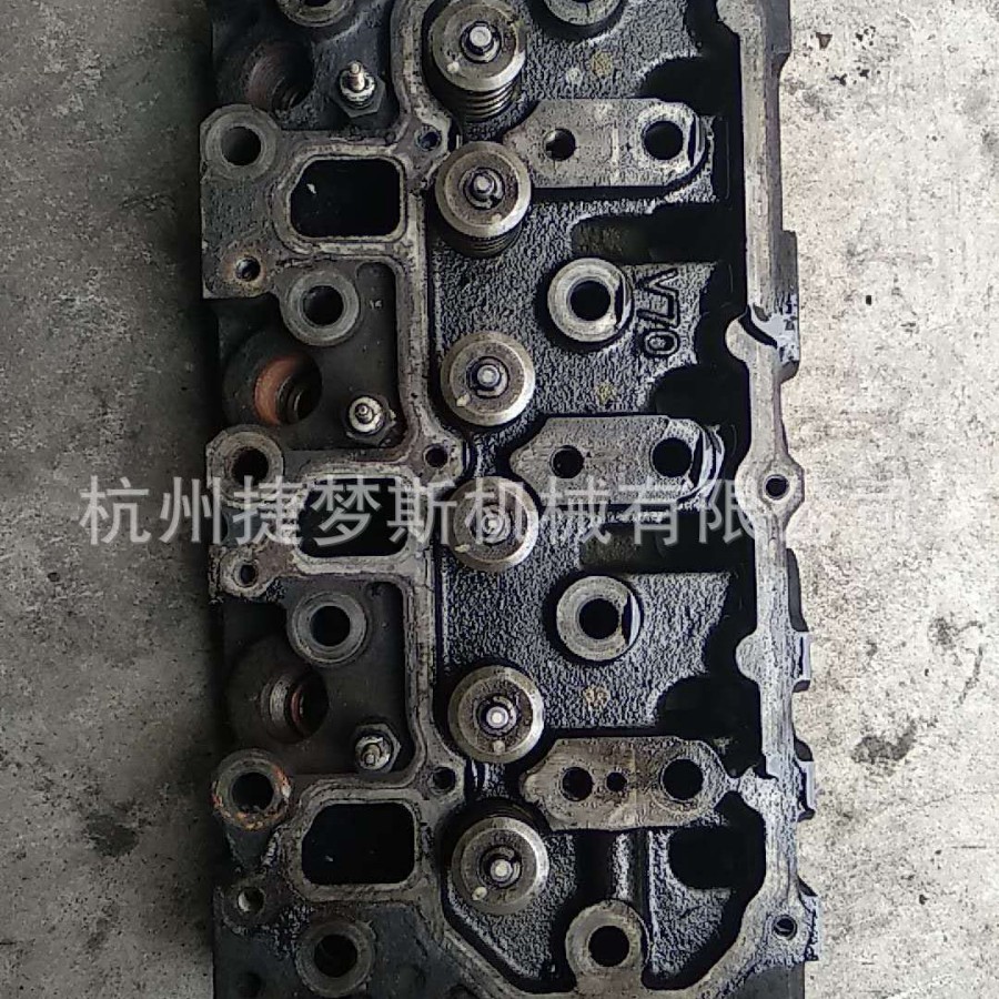 洋马3TNV70缸盖总成缸盖气缸