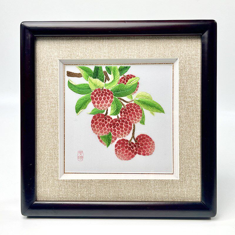 实体店经营广绣粤绣广州特色礼品 岭南广府文化手工刺绣挂件摆件