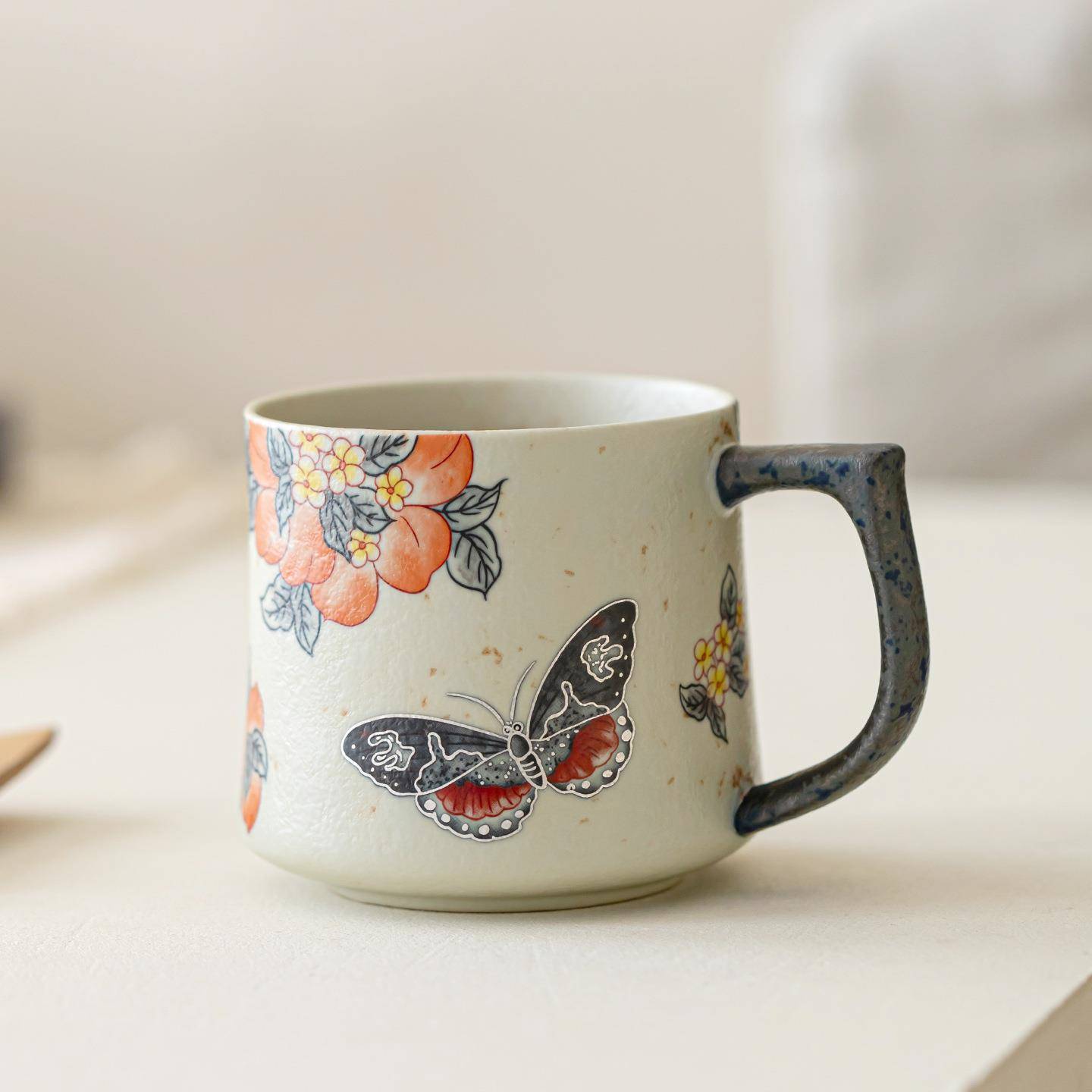 焦糖釉蜜桃蝶舞马克杯办公室家用陶瓷泡茶杯咖啡杯中式复古情侣杯
