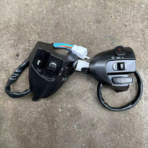 适用于电动车摩托车林海极光三代目劲战战鹰F1爆闪转向灯喇叭开关