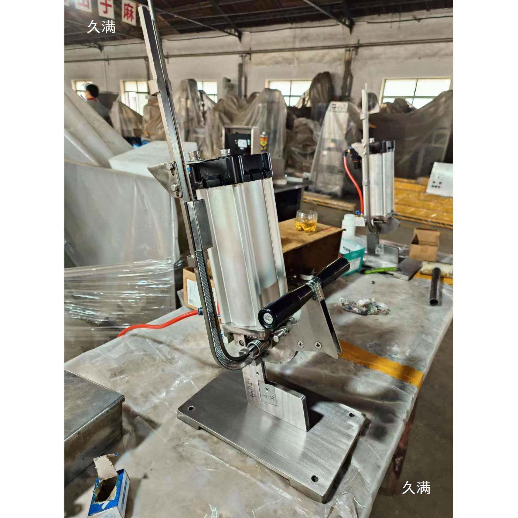 tj#%yh$*机气动火腿肠设打扣机打结机商整用封口机备器卡扣箱商用
