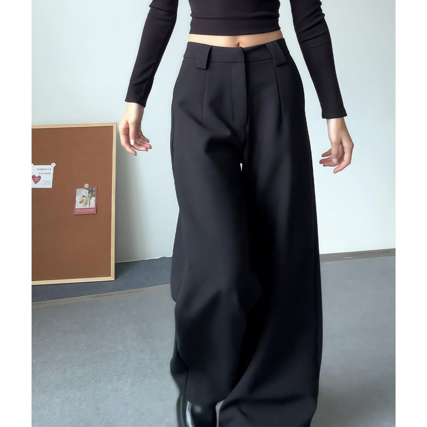 黑色裤子女夏薄款梨型身材粗图片