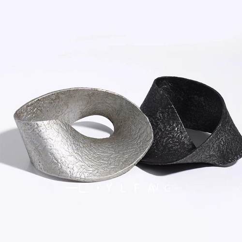 现代意式极简几何黑银环金属摆件茶室书房桌面家居装饰品镇纸摆件