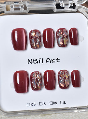 显白红色穿戴甲短款手工猫眼指甲贴片新年2026新款穿戴美甲秋冬