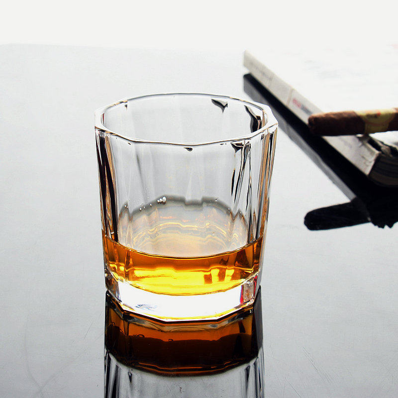 六只创意刻花水晶玻璃 透明家用水杯 酒吧洋酒杯 啤酒杯 威士忌杯