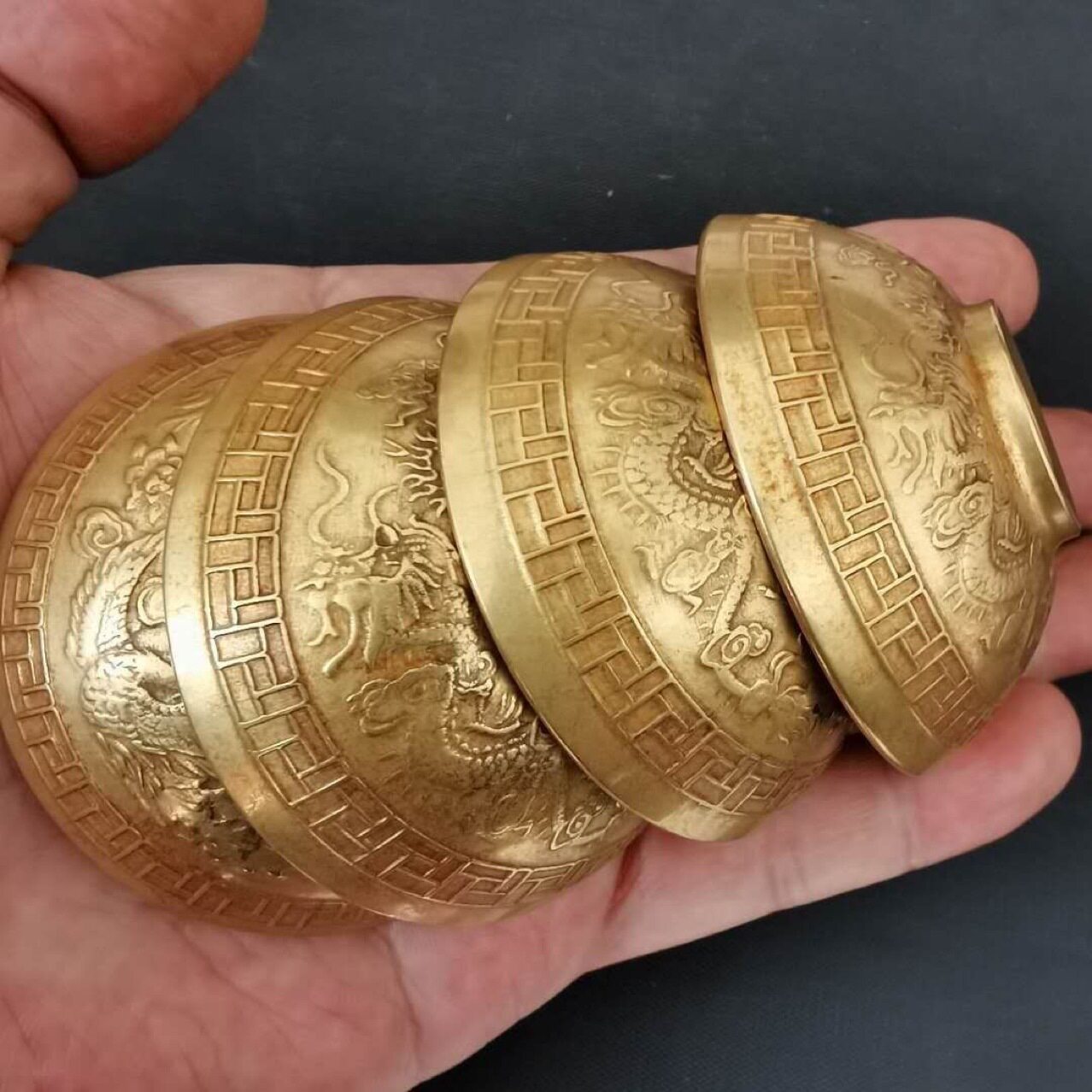 古玩杂项铜器收藏仿古清朝福禄寿喜龙凤小铜碗一套四个茶碗铜摆件
