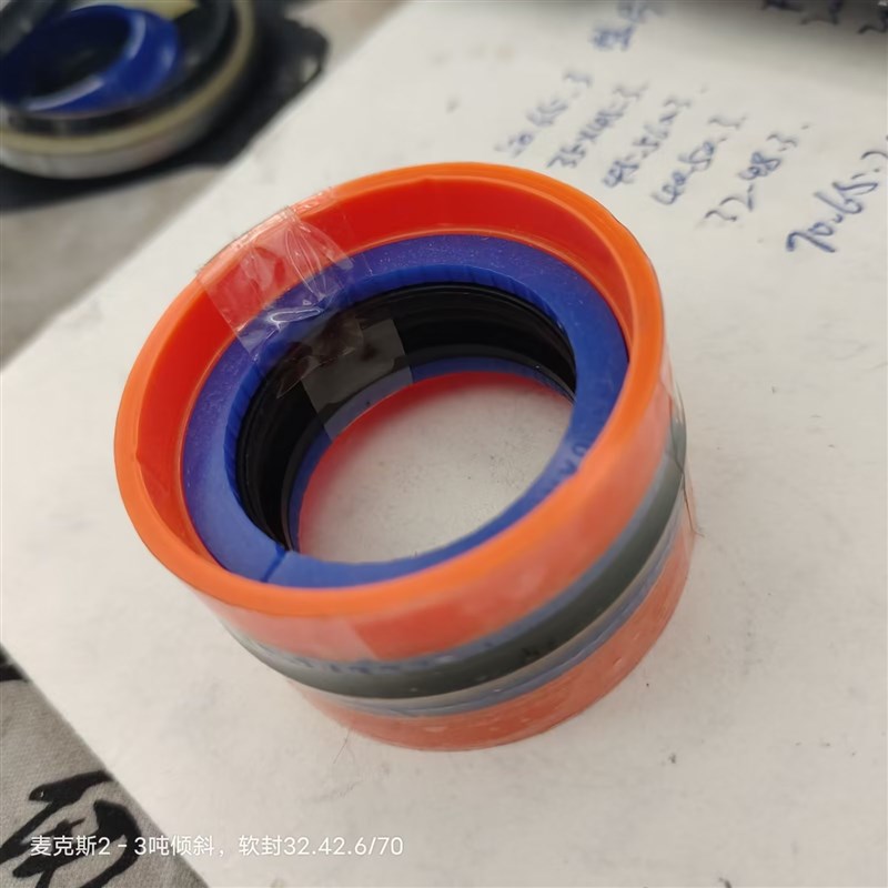 叉车属具倾翻叉油缸5-活塞杆90-100缸筒油封修理包爪子缸