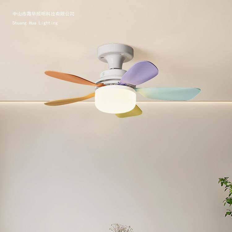新款一体风扇灯卧室小型吸顶儿童房遥控电扇灯E27螺口灯泡吊扇灯