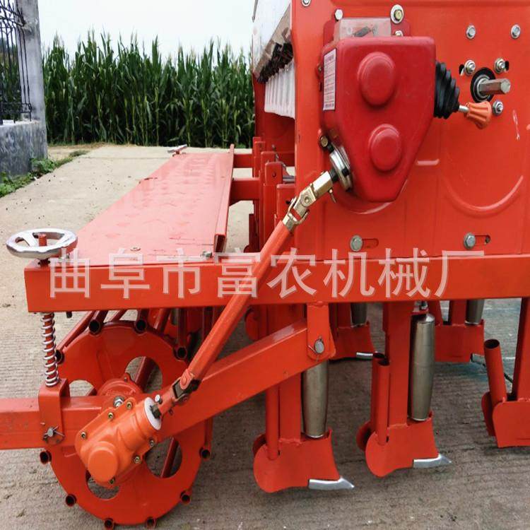 播四肥免轮牵引大型小麦施种机牵引耕FN-6播种机
