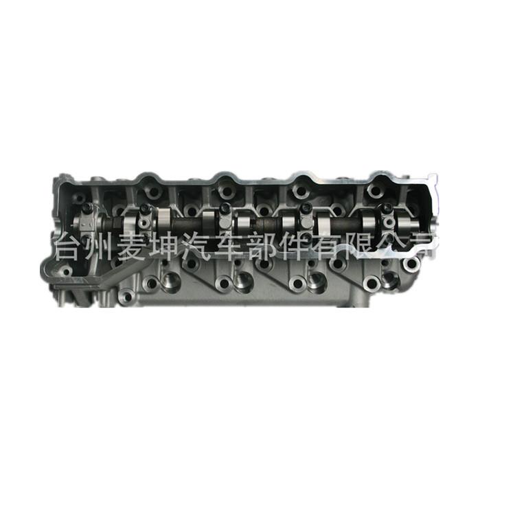 供应优质发动机4M40T缸盖总成90851908514ME202620ME193804