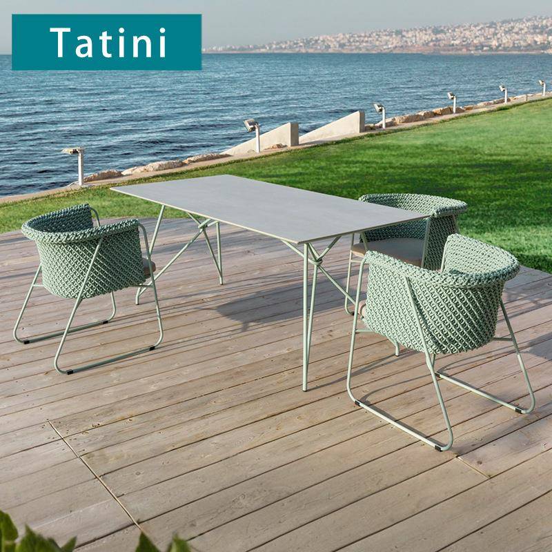 户外桌椅酒店别墅度假村餐厅休闲桌子庭院花园防水防晒绳编餐椅