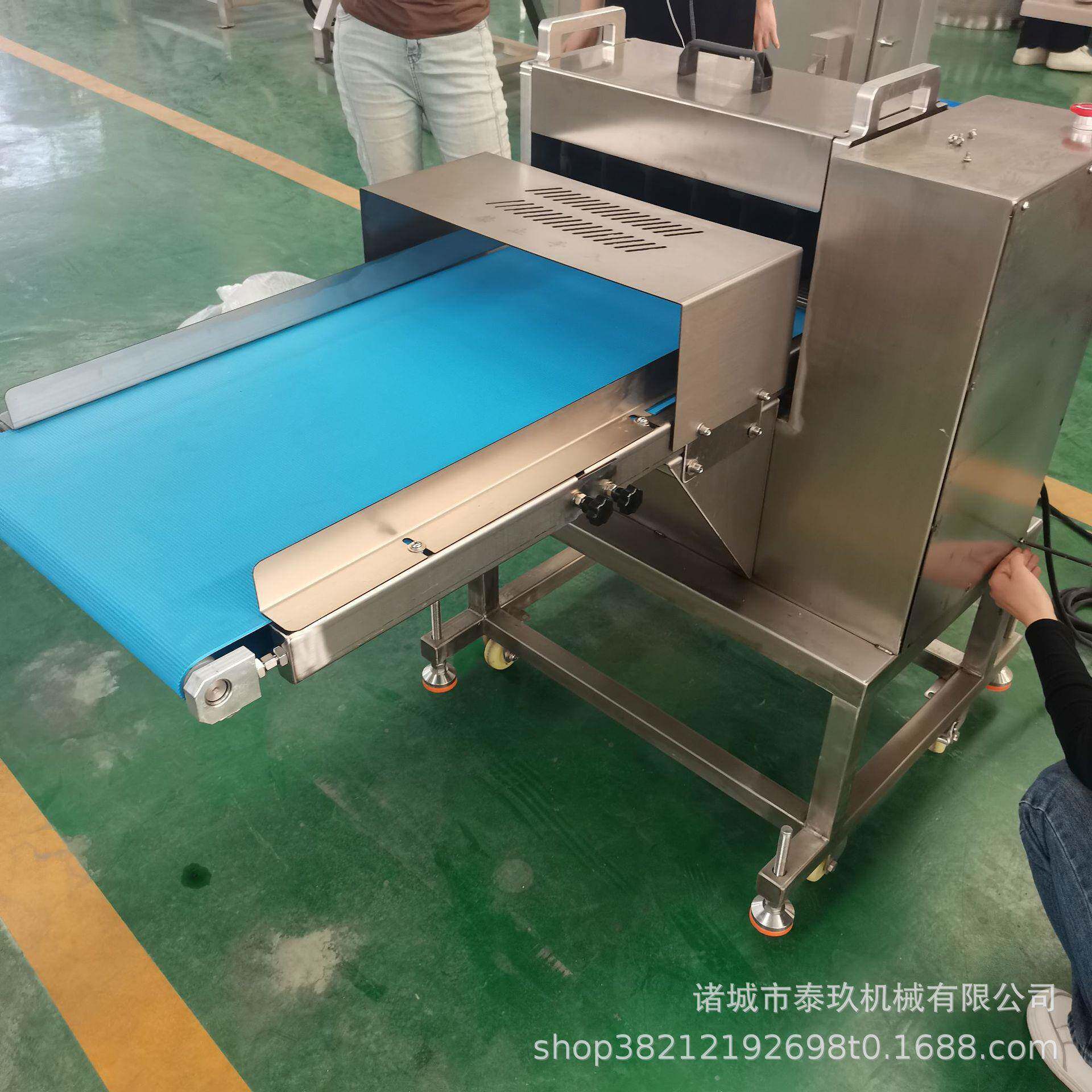 大鱼肠15265670肠切段设备带大肠切段机鲜腩牛血切条机带式肉制品
