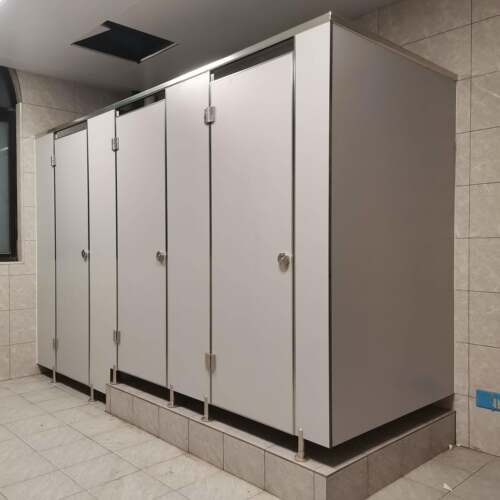 公共卫生间隔断学校工C厂厕所隔断板抗倍板PV洗手间CRT特水隔墙防