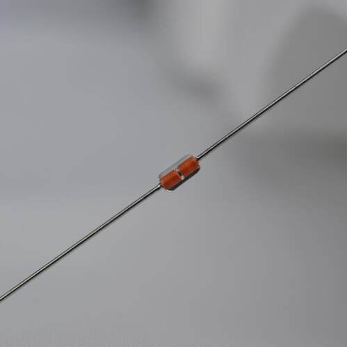 小信号肖特基二极管玻封BAT42