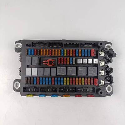 德龙M3000S中央电器装置板X5000电路板电脑板陕汽重卡