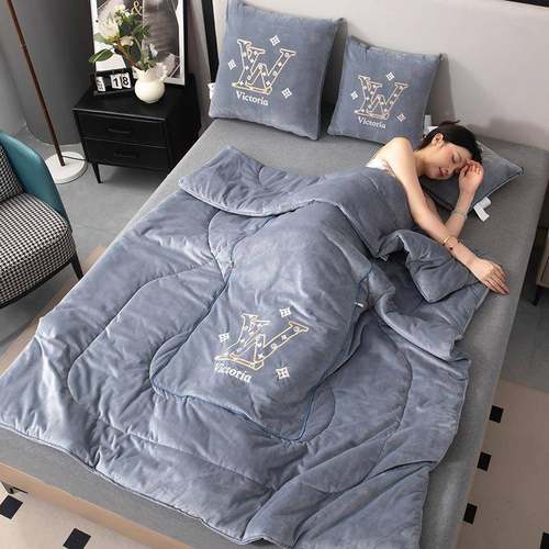 a类高档加婴儿绒抱厚枕子两84480056用沙汽车靠垫枕头发办被公室