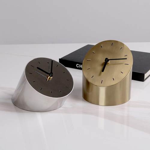 轻楼镜PBR面日晷钟样板房售部卧室儿童房奢床头柜书桌台钟摆时件