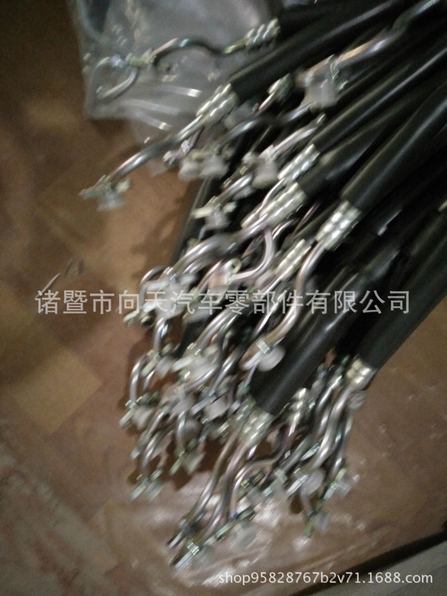 生产汽车方向机油管 高压管 助力泵油管,橡胶管,刹车管