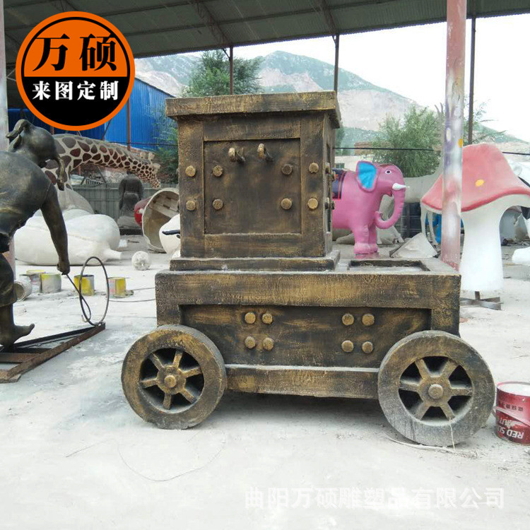 古代战车玻璃钢广场公园雕塑