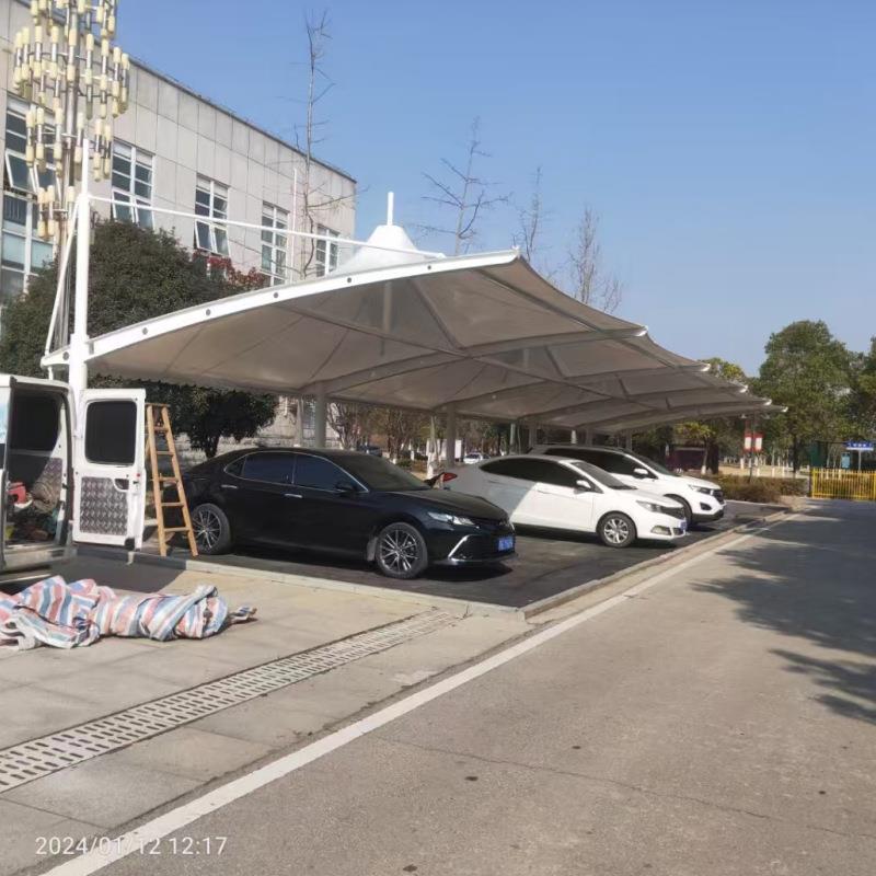 张拉膜结构停车棚产安装家用轿棚景观蓬充小车区户外电01桩遮阳生