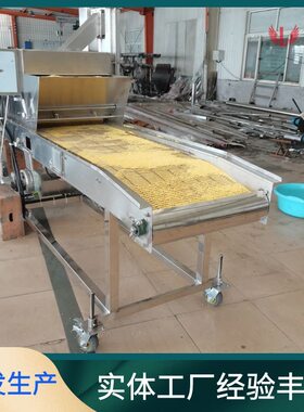 威化纸红薯派上糠机 300型年糕串裹浆设备 实体工厂供应上糠机