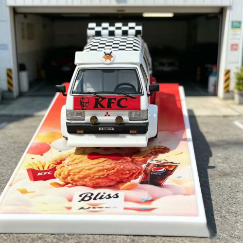 Bliss 1:64三菱得利卡 L300肯德基涂装马来西亚限定仿真合金车模