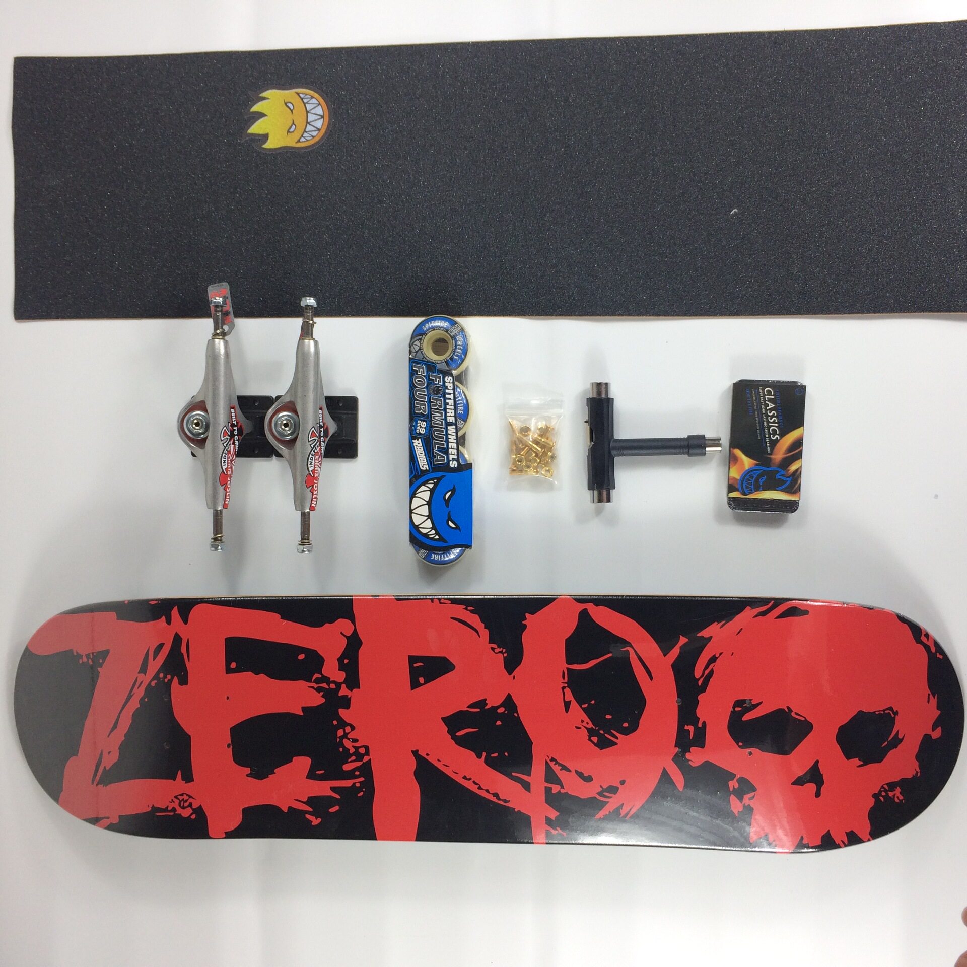 zero 字母双翘滑板8.0寸染色加拿大枫木滑板整板弹性深脚窝组装