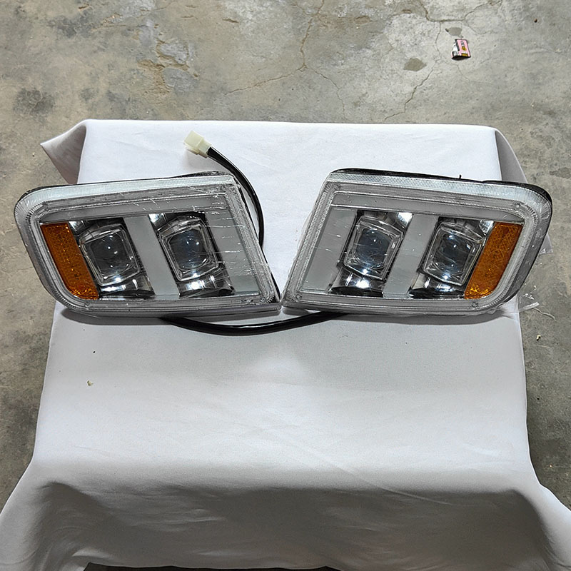 电动三轮车前大灯金彭款车头大灯转向灯四轮行车灯全封闭篷车大灯