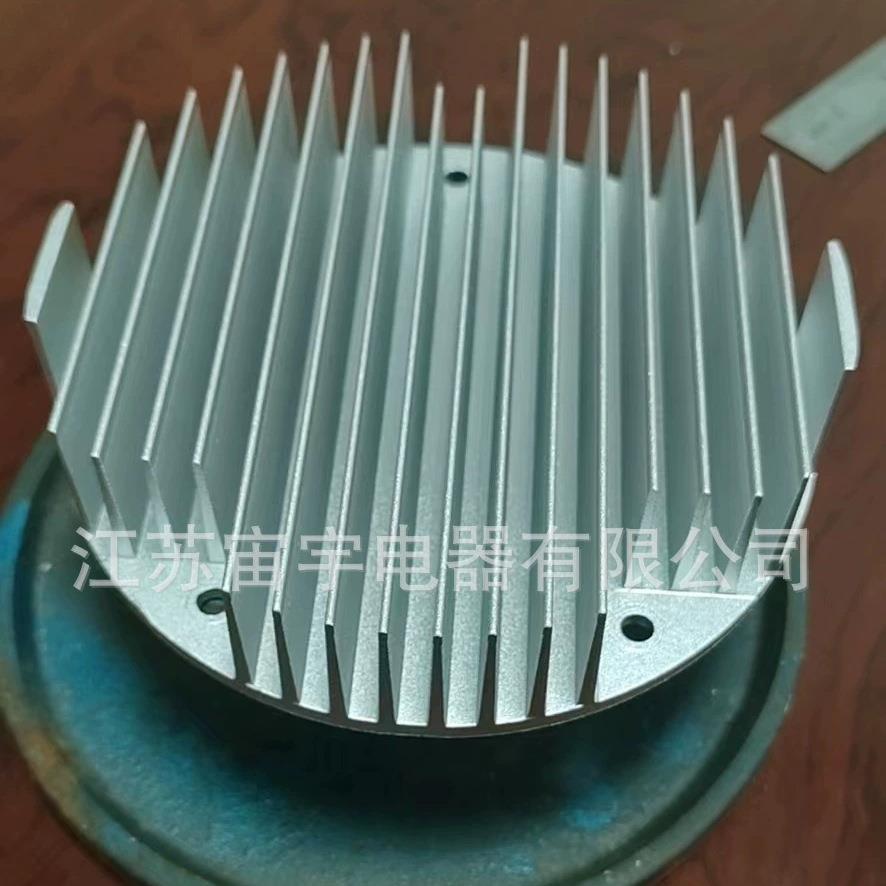 大功率锻TPH散散热器le组d圆形路灯电子热片铝型材压冷铸模散热器