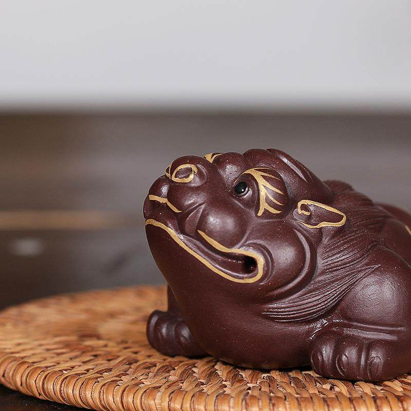 宜摆兴紫砂茶宠描金蟾貔金貅件雕塑创意款QCX具茶配件招财可养