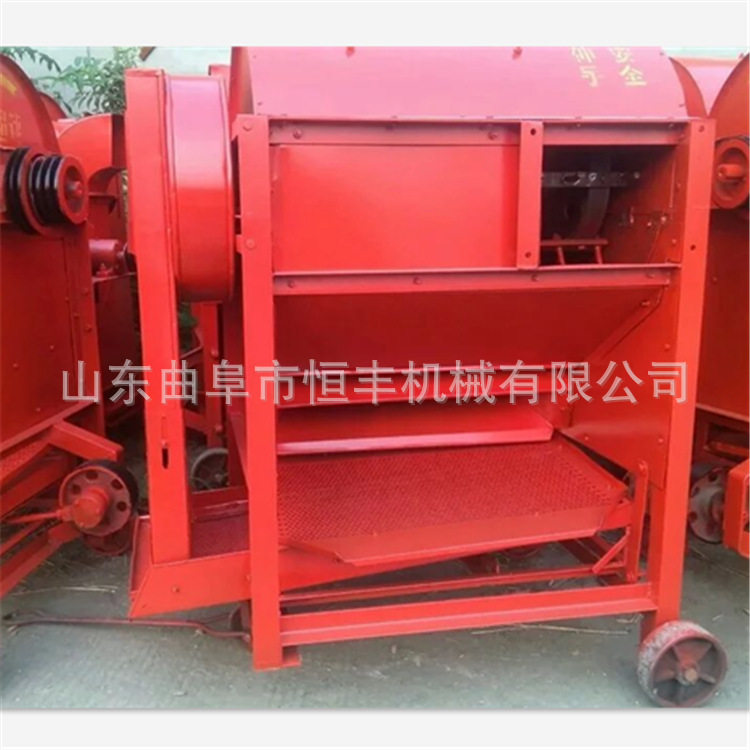 山东四轮牵引式大型小麦脱粒机