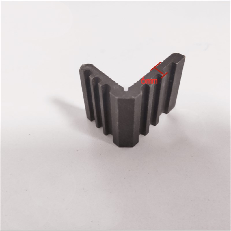 32角托玻璃垫块 塑钢断桥铝铝合金门窗玻璃垫片 塑料垫片调扇垫片