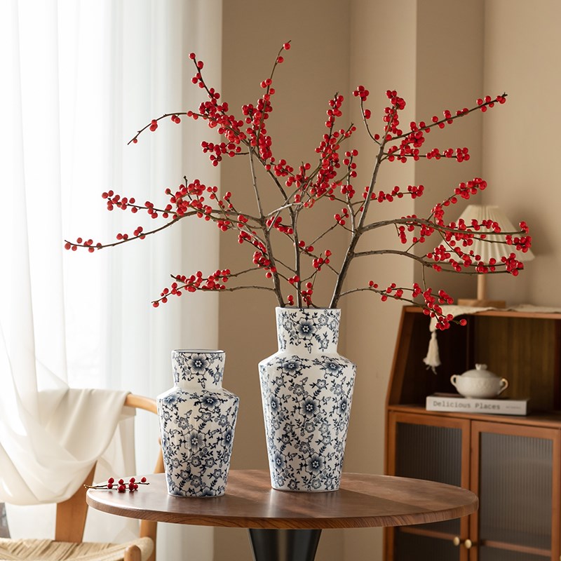 高级感青花瓷花瓶中古风陶瓷复古客厅插花冬青雪柳餐桌装饰品摆件