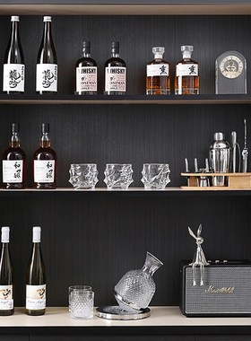 现代样板间装饰仿真洋酒摆件酒店会所客厅酒柜醒酒器创意软装饰品