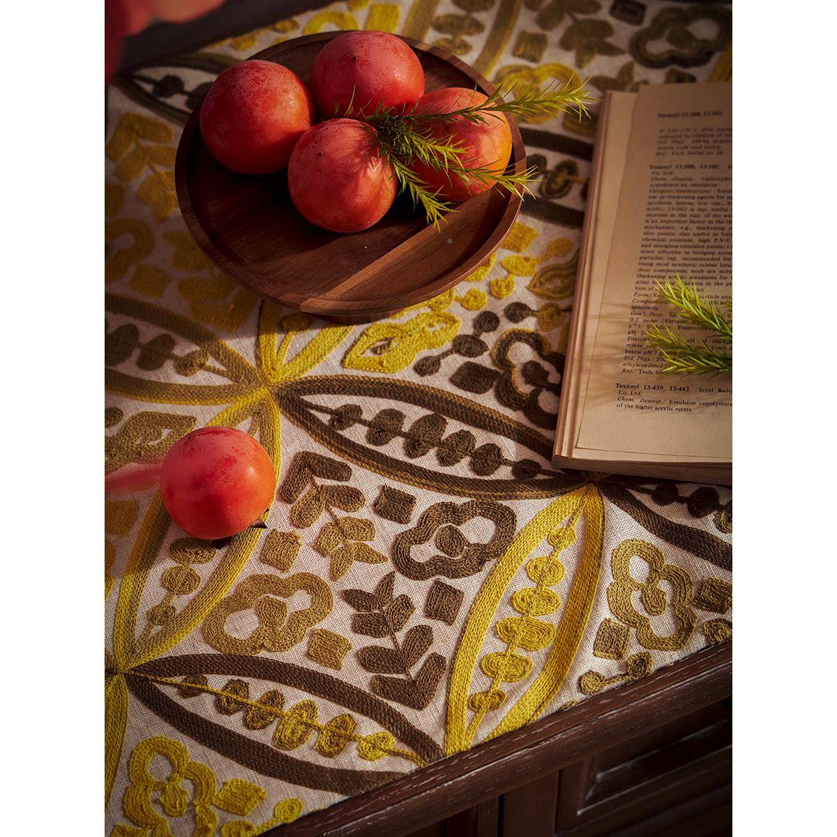 式旗轻奢刺绣长形盖SJE布餐方边柜电视柜台布边柜桌旗桌防尘美布