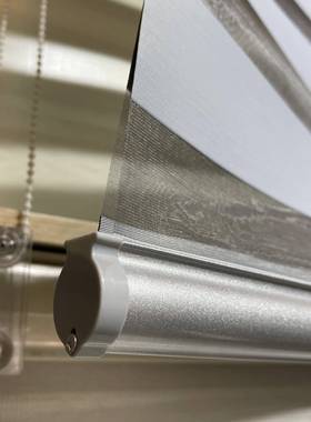 手动拉式动丝熔点电遮光阻燃防水可调光柔EVC室纱帘卷帘卧浴室办