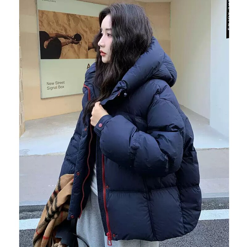 2025年冬新款轻奢云感泡芙设计感时尚保暖连帽棉服女短款加厚外套