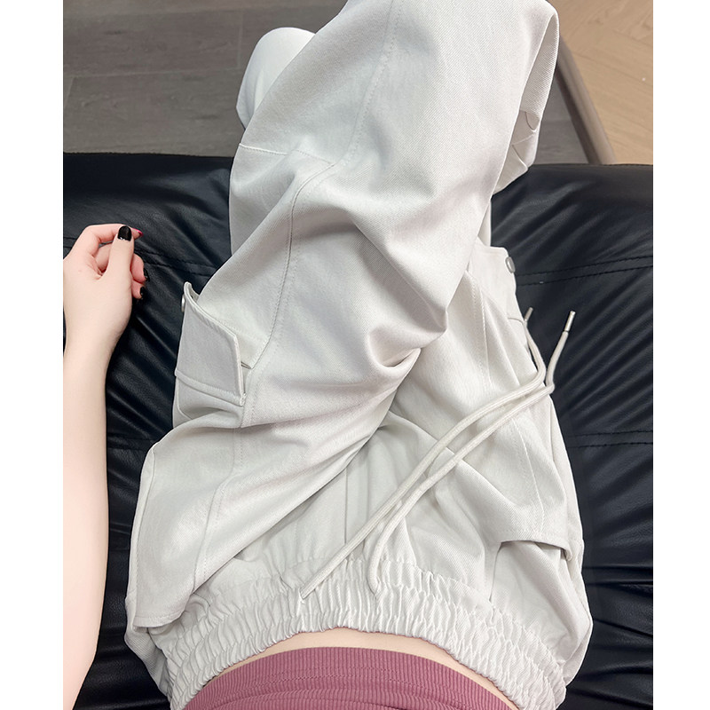 白色工装裤女款2026春新款高腰直筒裤子酷飒风美式运动弯刀阔腿裤