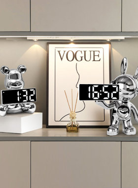 摆放式时钟暴力熊摆件客厅家居电视柜酒柜玄关装饰品台式闹钟智能