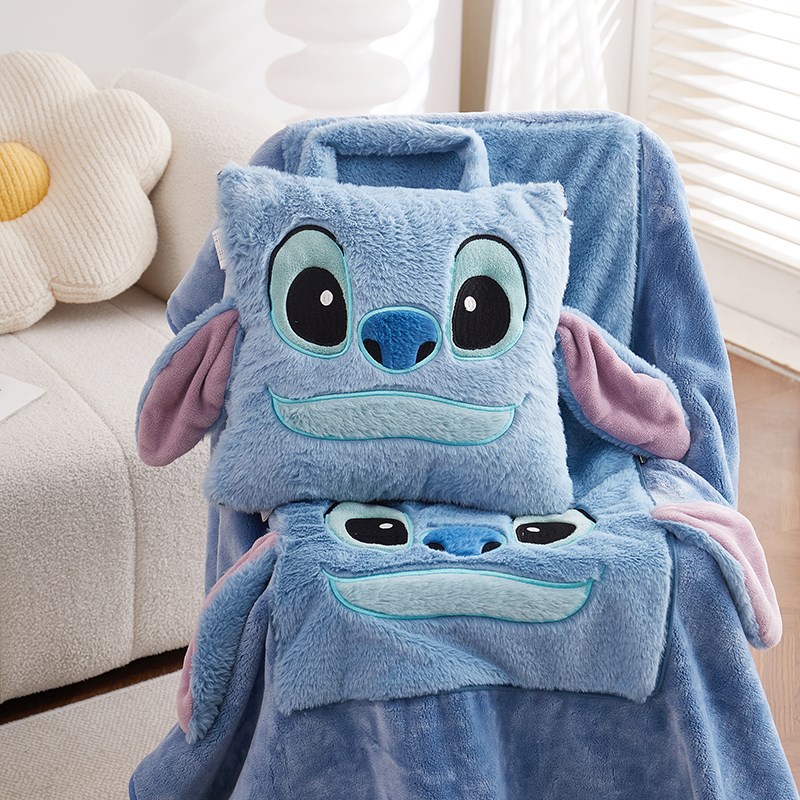 手提抱枕毯子二合一史迪仔汽车沙发盖毯可爱办公室学生宿舍午休被