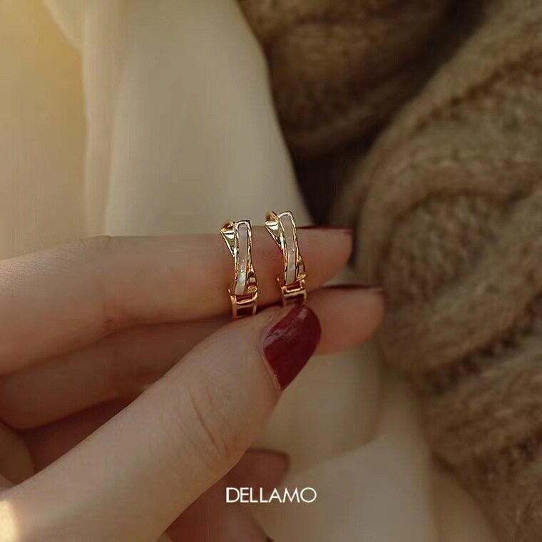 天然贝壳交叉耳扣精致小巧轻奢