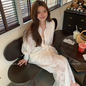 春秋设计感蕾丝拼接套装女法式时尚长袖衬衫半身裙休闲显瘦两件套