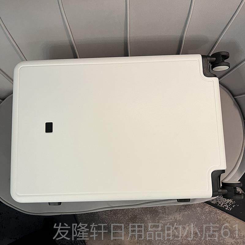 高档出口轻行李箱女20登机箱万向静轮女箱24寸密码音箱拉链2超6拉