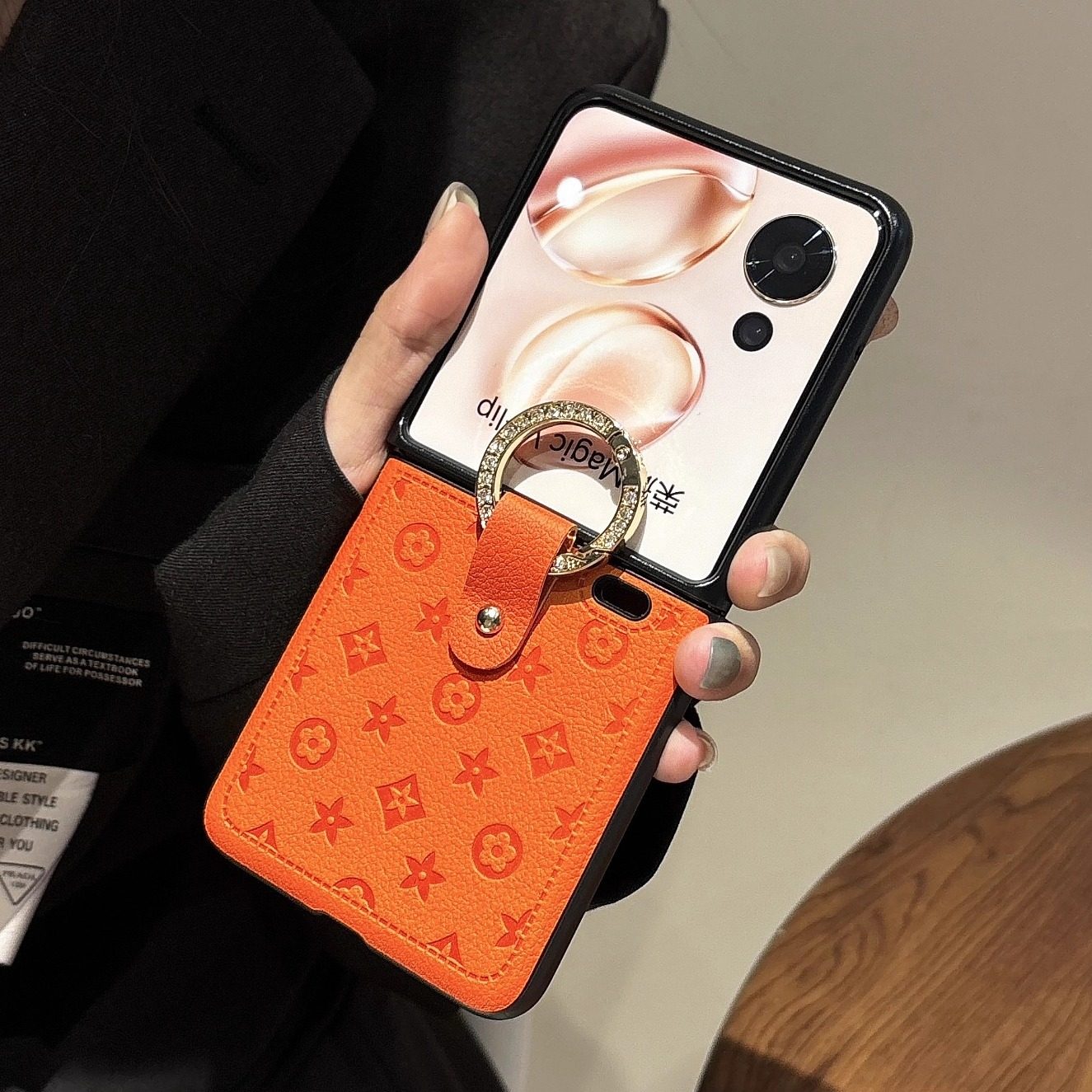 适用荣耀magicvflip2手机壳折叠屏一体壳小米mixflip五叶草指环扣保护套中轴小折叠款三星Galaxy Z Flip7女款