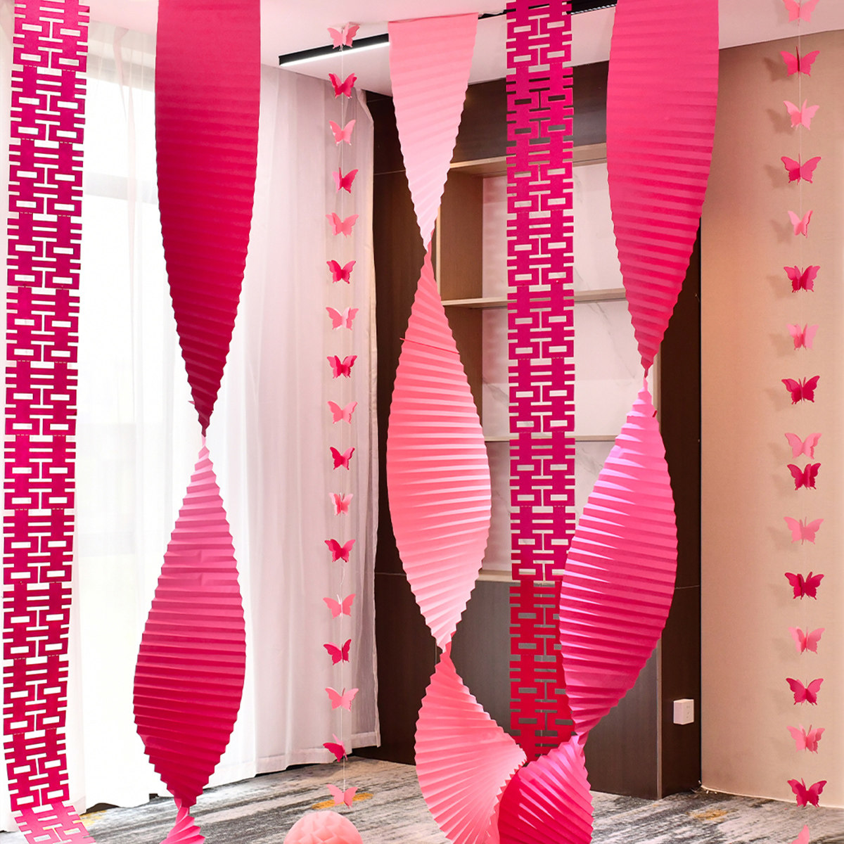 结婚婚房布置婚礼玫红粉瓦楞纸波浪折纸飘窗喜庆装饰结婚套装拉花